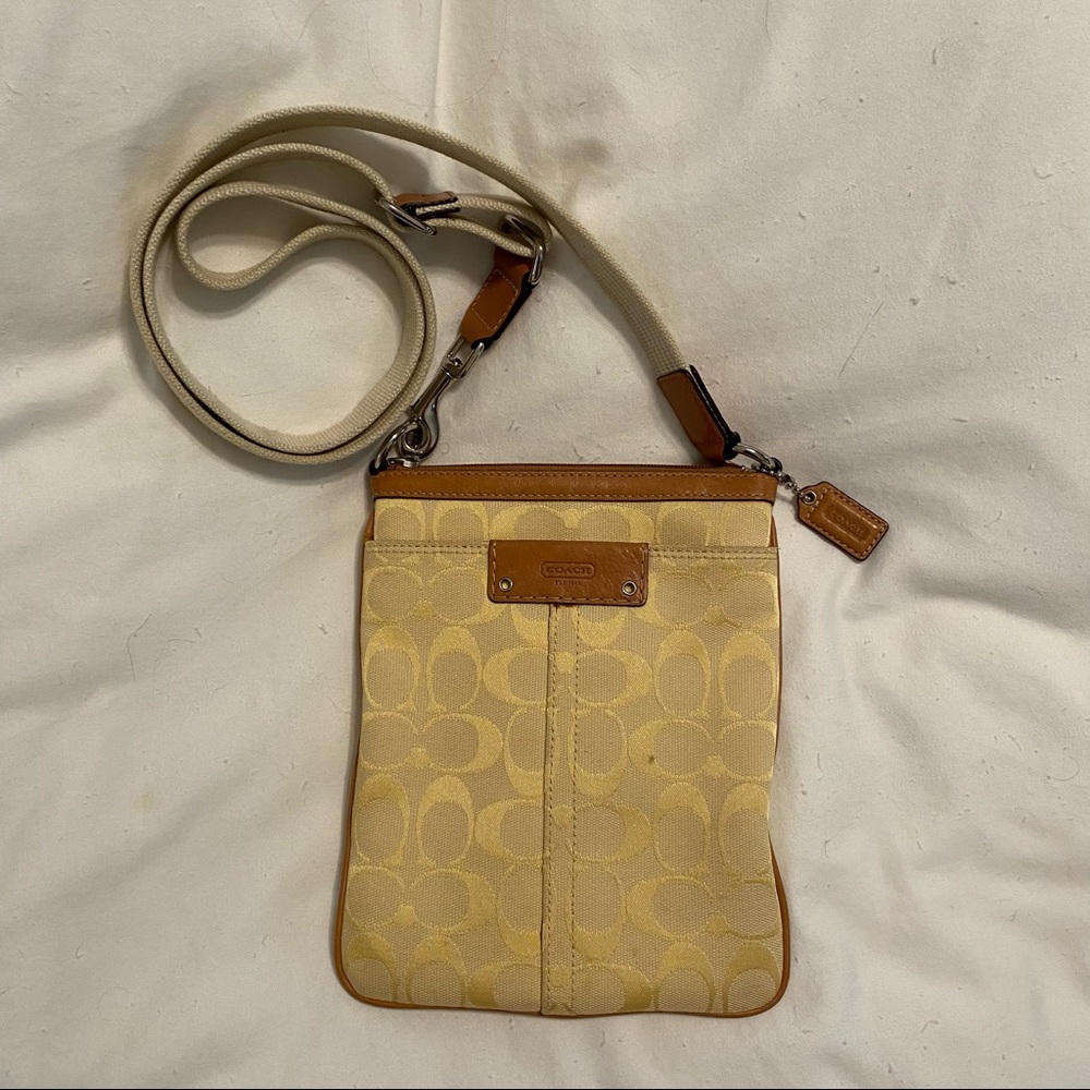 Coach Signature Jacquard Crossbody Bag, Yellow 💛